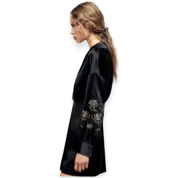Zara Black Satin Collar Deep V Neck Embroidered Sleeve Wrap Dress Size Medium - Picture 6 of 13